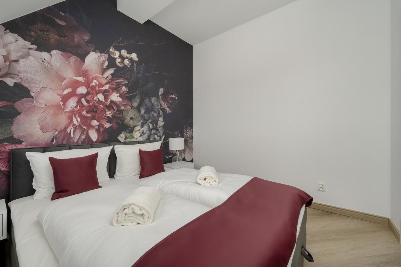 Aparthotel Sniadeckich 47 Wroclaw By Noclegi Renters Exterior foto